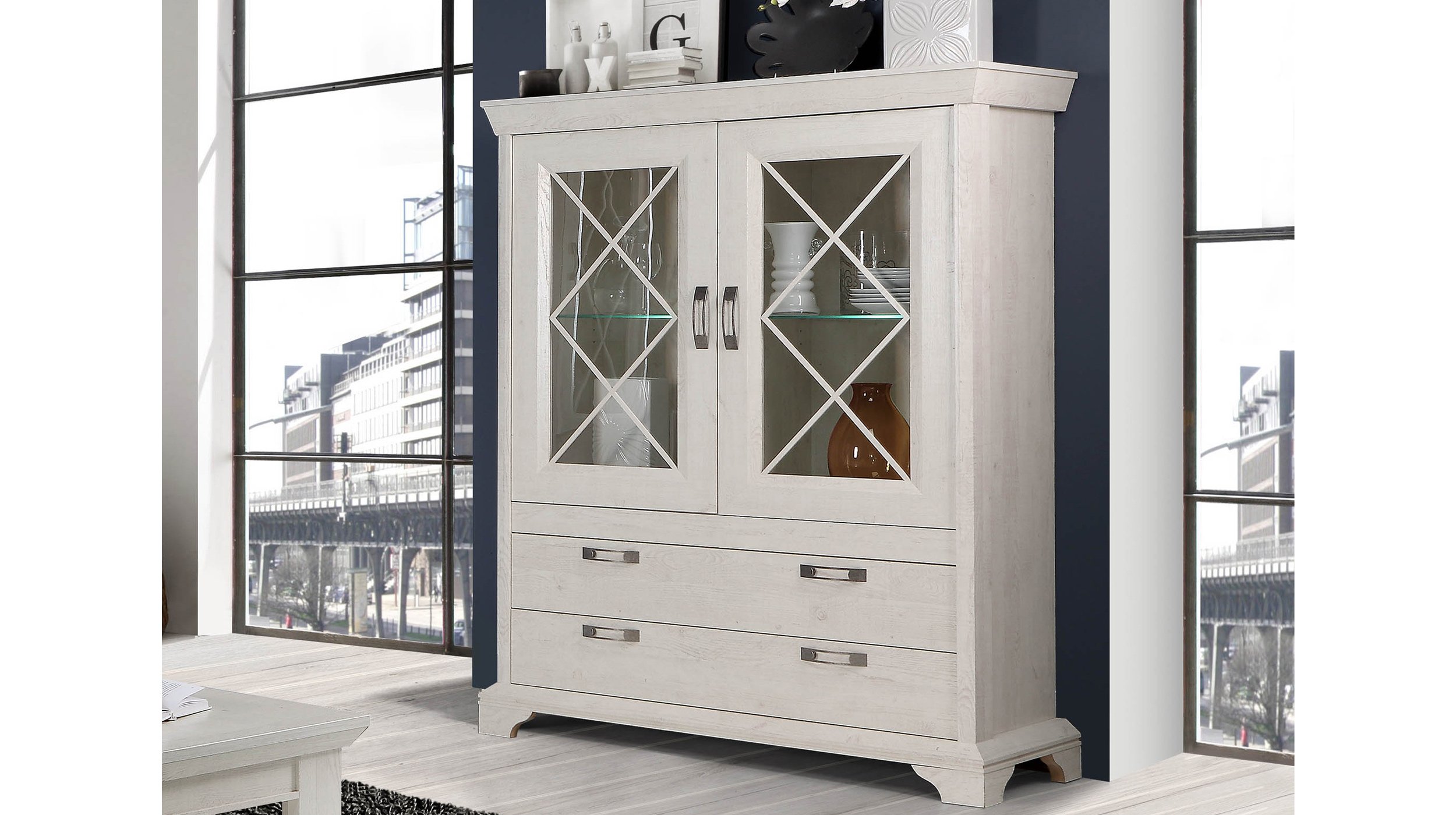 Vitrine mit 2 Glastüren Pinie weiß 162 cm - KASHMIR
