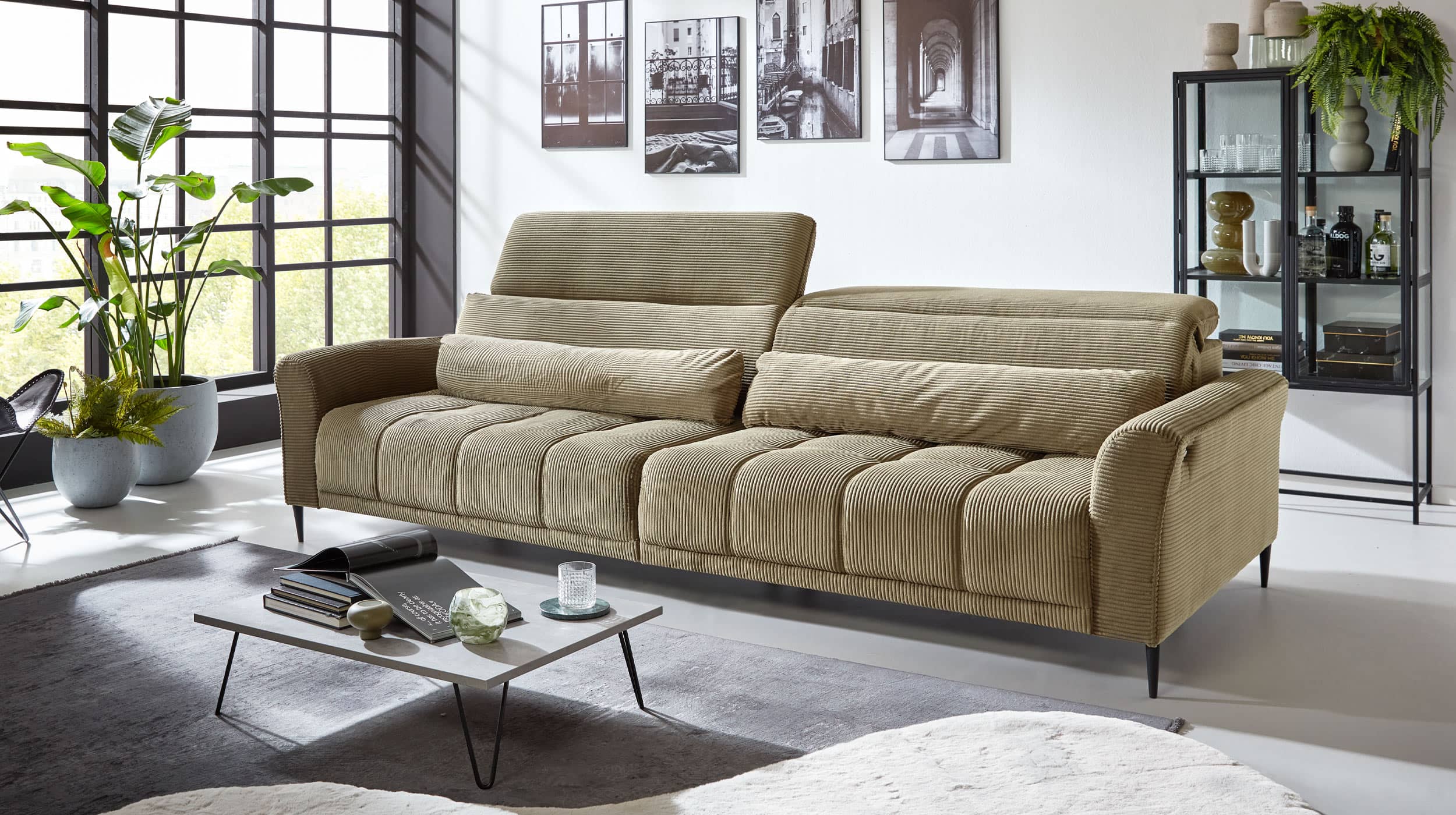Big Sofa 280 cm grün Cordbezug Nosagfederung - LOGAN 